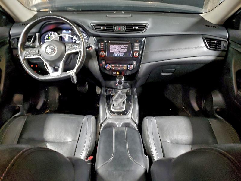 JN8AT2MT0JW490664 - 2018 NISSAN ROGUE S შავი ფოტო 8