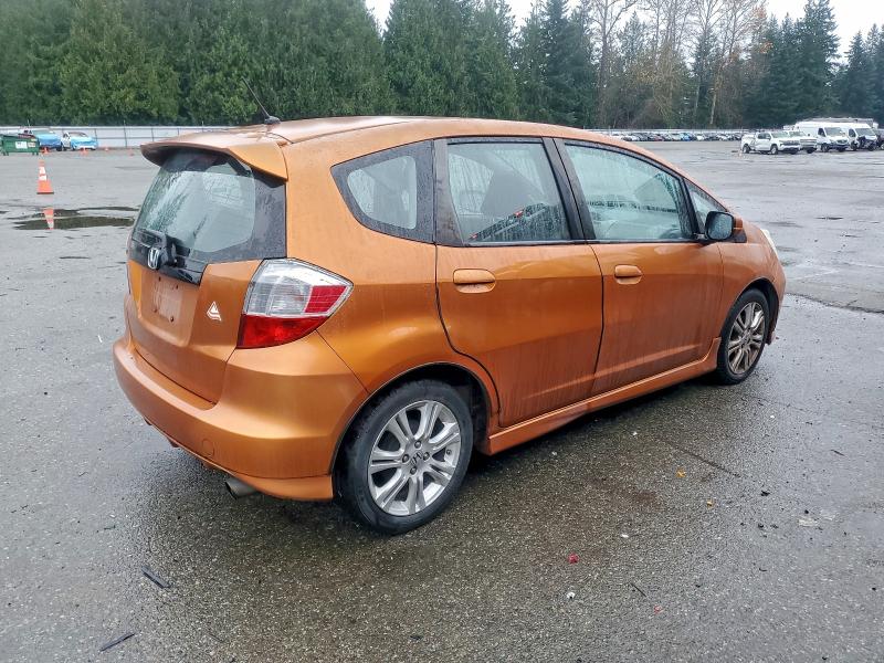 JHMGE88419S025415 - 2009 HONDA FIT SPORT ORANGE photo 3