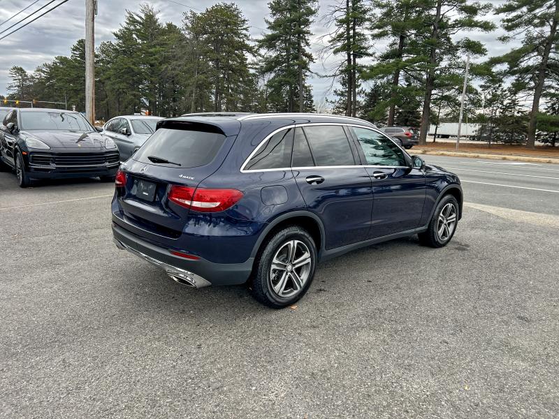 WDC0G4KB0GF087319 - 2016 MERCEDES-BENZ GLC 300 4MATIC BLUE photo 4