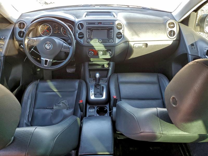 WVGAV7AX7CW004098 - 2012 VOLKSWAGEN TIGUAN S 灰色 照片 8