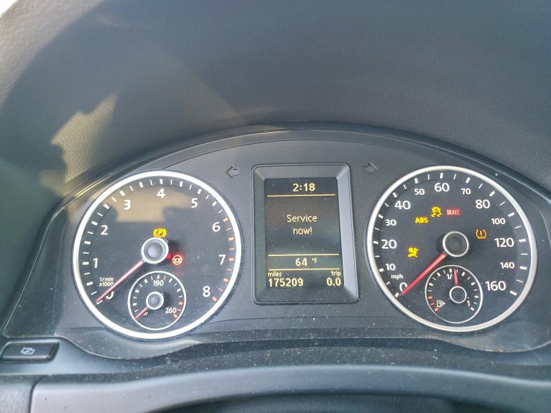 WVGAV7AX7CW004098 - 2012 VOLKSWAGEN TIGUAN S 灰色 照片 9