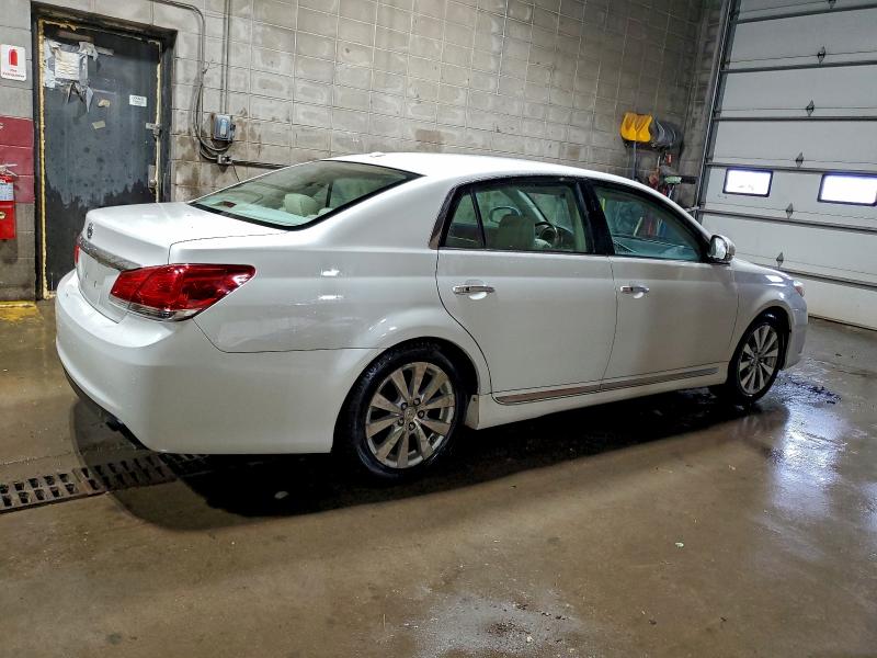 4T1BK3DB1BU415433 - 2011 TOYOTA AVALON BASE 白色 照片 3
