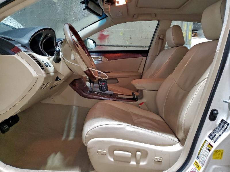 4T1BK3DB1BU415433 - 2011 TOYOTA AVALON BASE 白色 照片 7