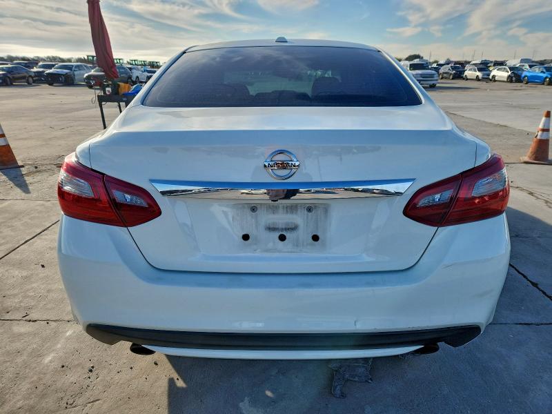 1N4AL3AP6JC181409 - 2018 NISSAN ALTIMA 2.5 白色 照片 6