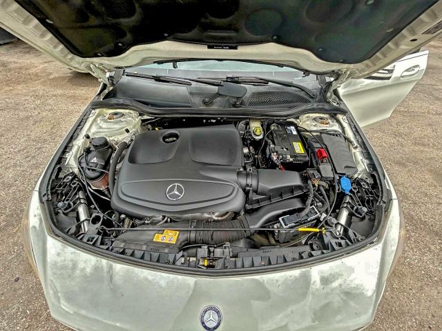 WDDSJ4EB6JN533472 - 2018 MERCEDES-BENZ CLA 250 白色 照片 7