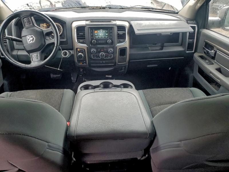 1C6RR7LGXHS589113 - 2017 RAM 1500 SLT SILVER photo 8