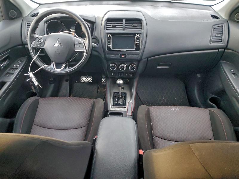 JA4AR3AU5JU005728 - 2018 MITSUBISHI OUTLANDER ES GRAY photo 8