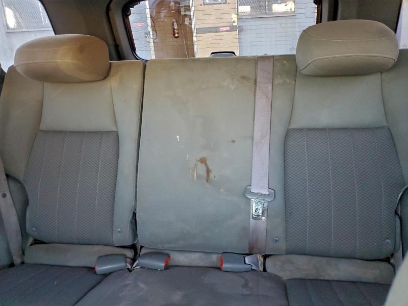 1J4GR48K16C325503 - 2006 JEEP GRAND CHER LAREDO Srebrny zdjęcie 10