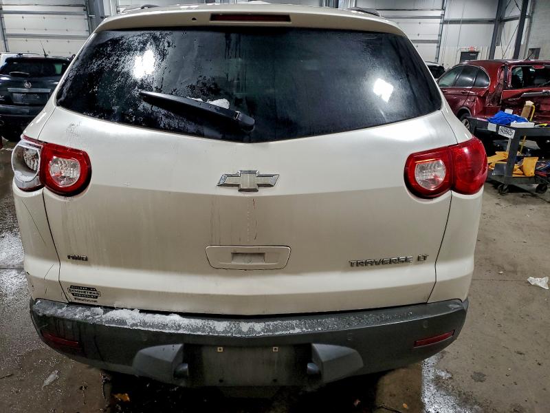 1GNKVGED1BJ168913 - 2011 CHEVROLET TRAVERSE LT WHITE photo 6