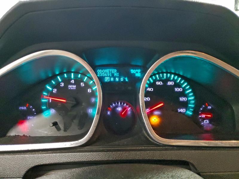 1GNKVGED1BJ168913 - 2011 CHEVROLET TRAVERSE LT WHITE photo 9