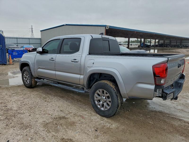 5TFAZ5CN1KX080076 - 2019 TOYOTA TACOMA DOUBLE CAB Сріблястий фото 2