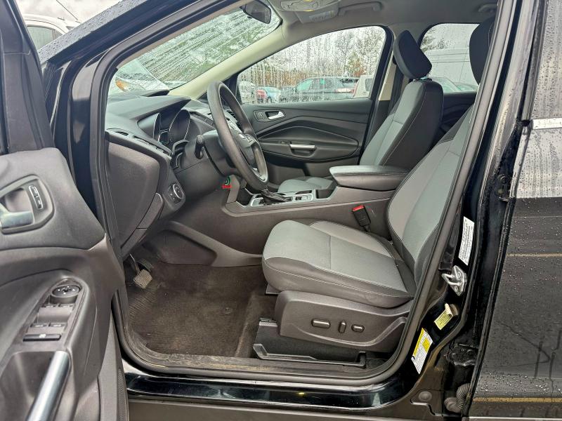 1FMCU9GD0JUA75530 - 2018 FORD ESCAPE SE BLACK photo 11