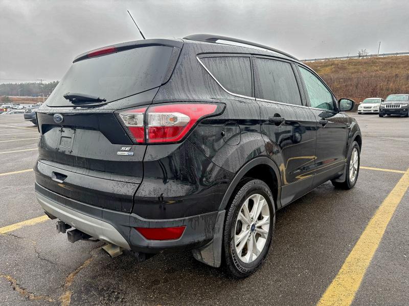 1FMCU9GD0JUA75530 - 2018 FORD ESCAPE SE BLACK photo 4