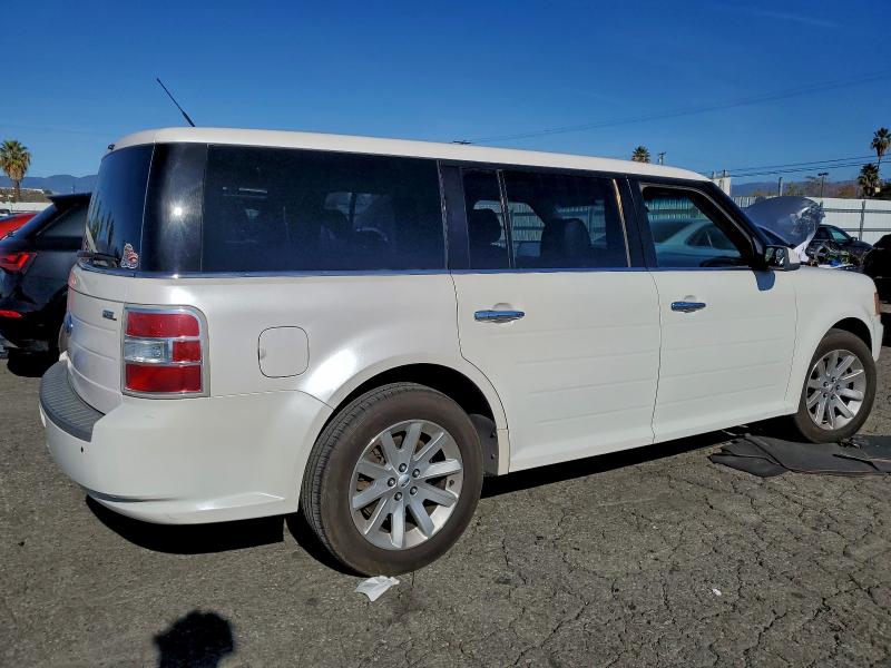 2FMGK5CC6BBD30234 - 2011 FORD FLEX SEL 白色 照片 3