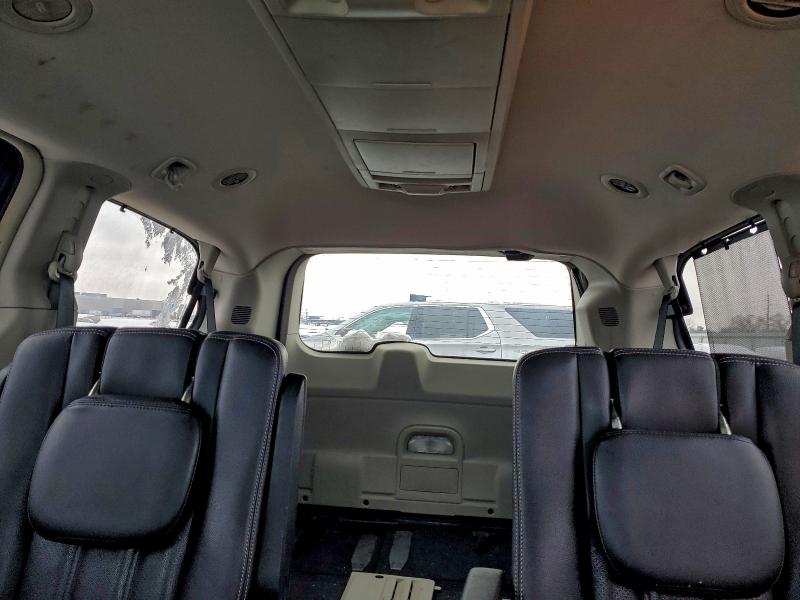 2C4RC1CG0DR803013 - 2013 CHRYSLER TOWN & COU TOURING L BLACK photo 10