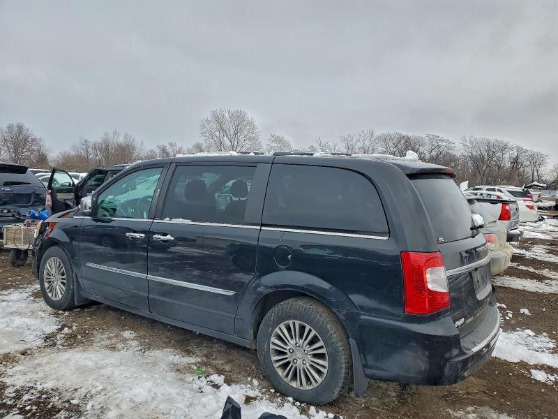 2C4RC1CG0DR803013 - 2013 CHRYSLER TOWN & COU TOURING L BLACK photo 2