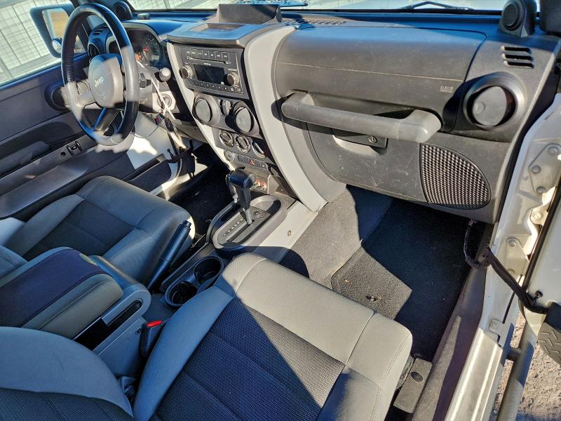 1J4FA24129L776903 - 2009 JEEP WRANGLER X თეთრი ფოტო 8