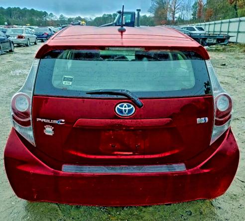 JTDKDTB33C1506460 - 2012 TOYOTA PRIUS C Rot Foto 6