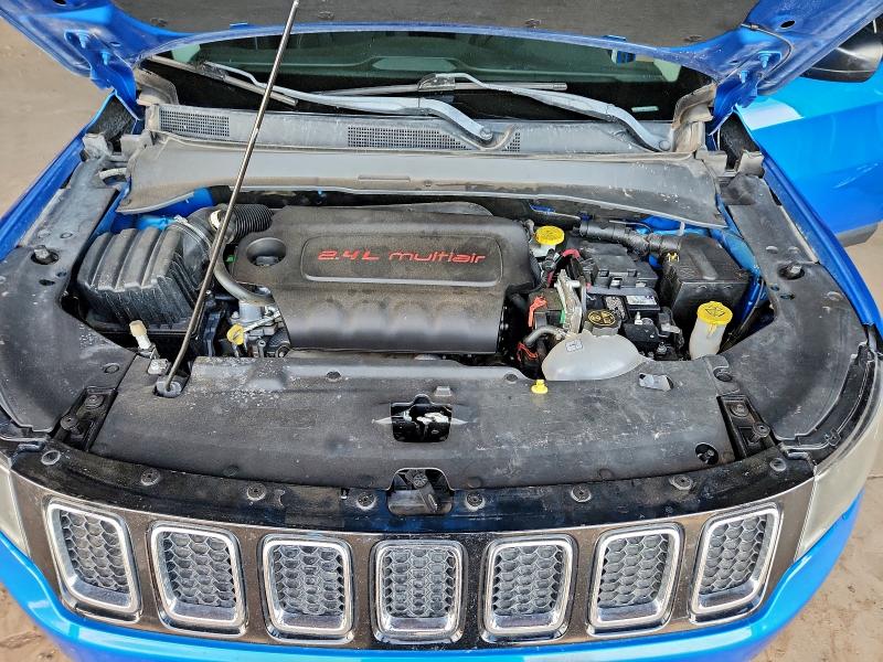 3C4NJDAB4JT107860 - 2018 JEEP COMPASS SPORT 蓝色 照片 12