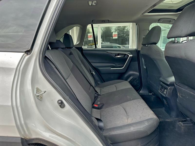 2T3RWRFV5LW089934 - 2020 TOYOTA RAV4 XLE Ақ фото 6