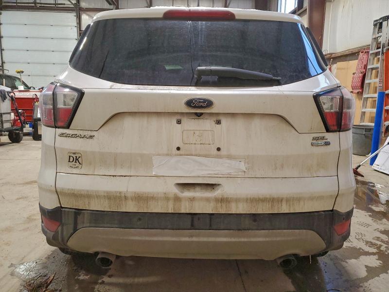1FMCU9HD1JUA13892 - 2018 FORD ESCAPE SEL Ақ фото 6