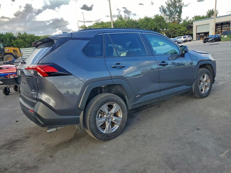 2T3LWRFV6RW225051 - 2024 TOYOTA RAV4 LE GRAY photo 3