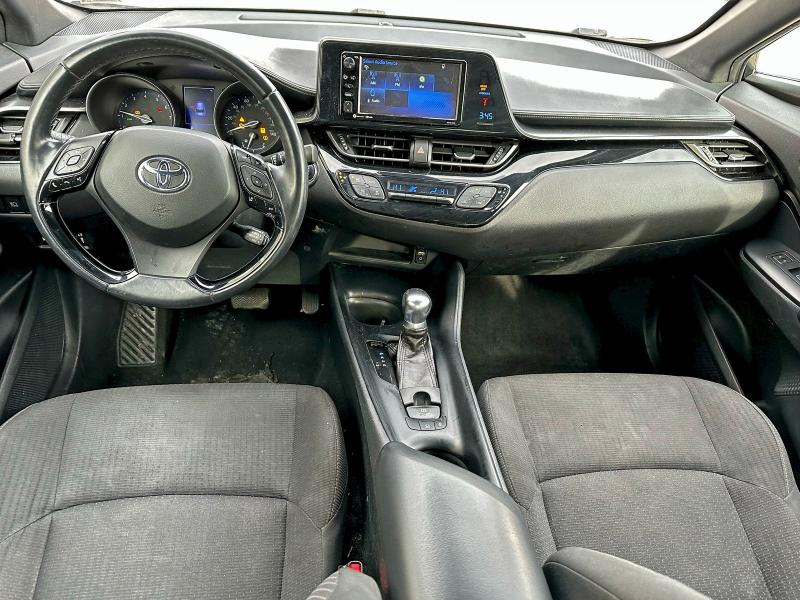 NMTKHMBX2JR029953 - 2018 TOYOTA C-HR XLE Argent photo 9