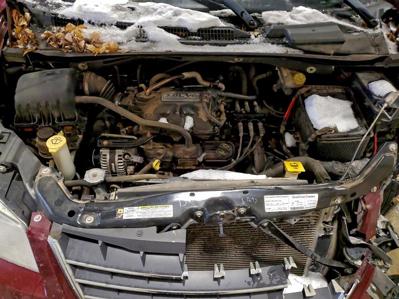 2A8HR54P28R716812 - 2008 CHRYSLER TOWN & COU TOURING MAROON photo 12