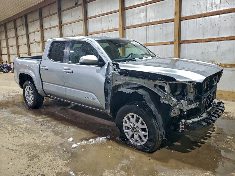 3TMKB5FN5RM010052 - 2024 TOYOTA TACOMA DOUBLE CAB 银色 照片 4