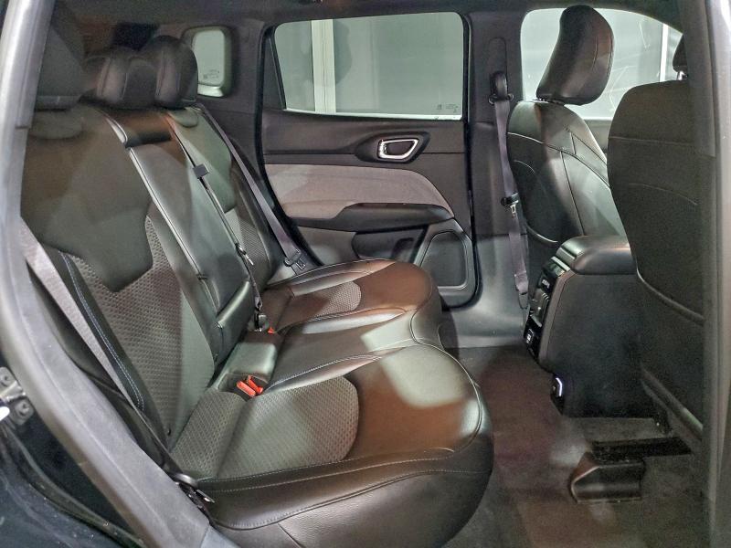 3C4NJDBN9RT598978 - 2024 JEEP COMPASS LATITUDE Qara foto 11