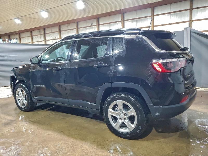 3C4NJDBN9RT598978 - 2024 JEEP COMPASS LATITUDE Qara foto 2