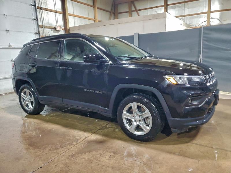 3C4NJDBN9RT598978 - 2024 JEEP COMPASS LATITUDE Qara foto 4