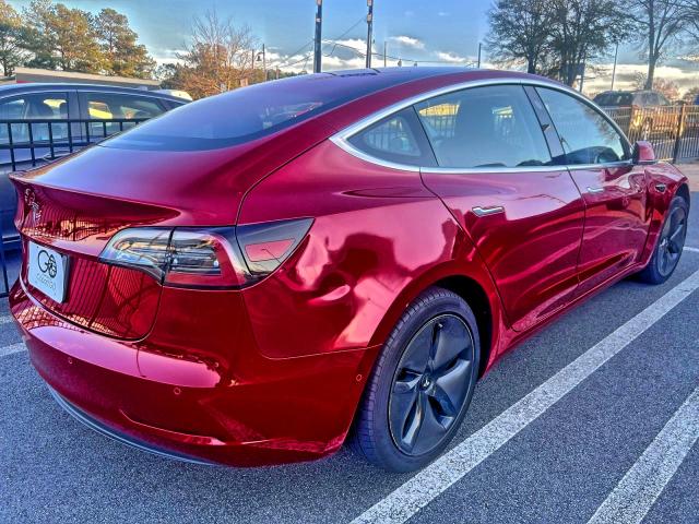 5YJ3E1EA4JF007090 - 2018 TESLA MODEL 3 Czerwony zdjęcie 4