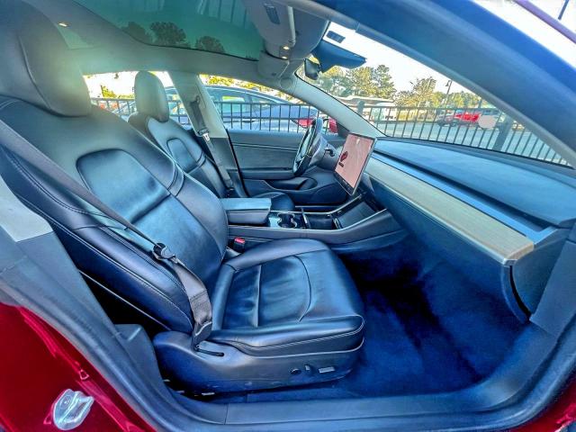 5YJ3E1EA4JF007090 - 2018 TESLA MODEL 3 Czerwony zdjęcie 5