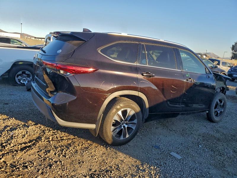 5TDHZRAH9LS014059 - 2020 TOYOTA HIGHLANDER XLE ყავისფერი ფოტო 3