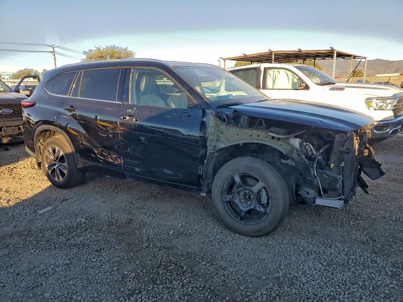 5TDHZRAH9LS014059 - 2020 TOYOTA HIGHLANDER XLE ყავისფერი ფოტო 4