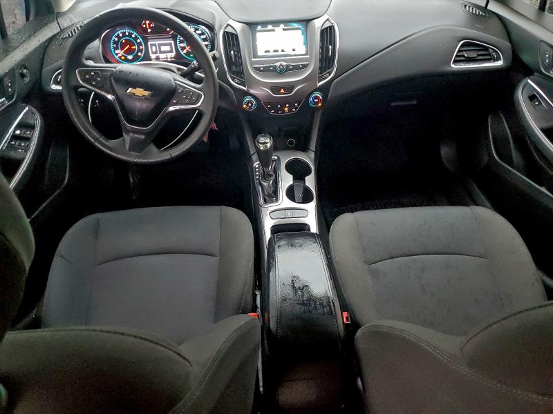 3G1BE6SM8JS559568 - 2018 CHEVROLET CRUZE LT BLACK photo 8