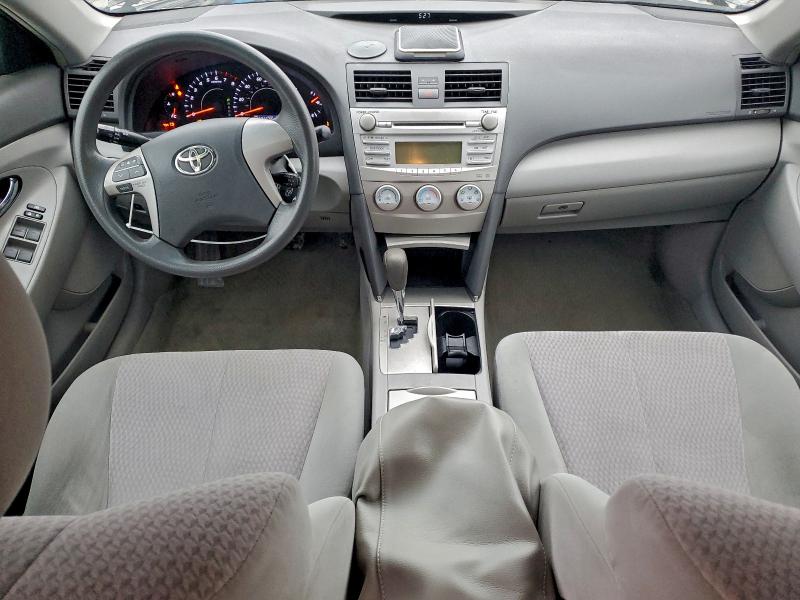 4T4BF3EK2BR146397 - 2011 TOYOTA CAMRY BASE رمادي صورة 8