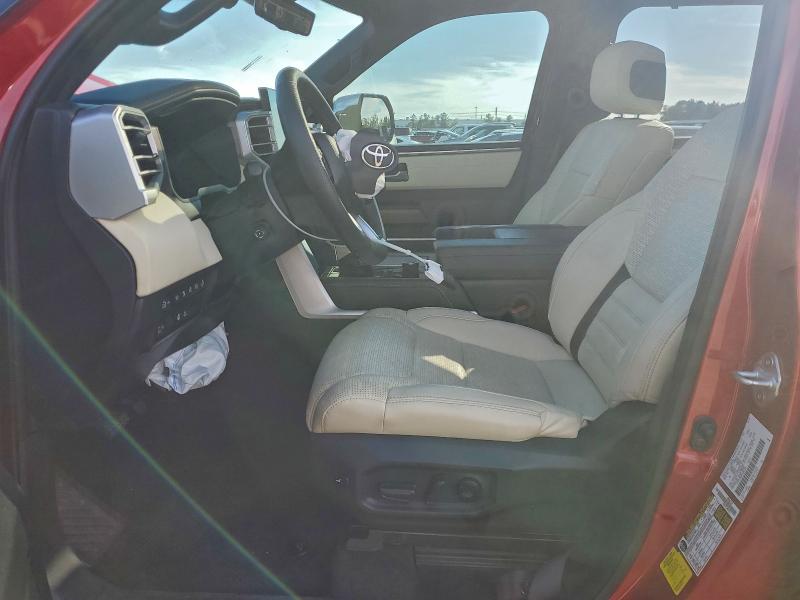 5TFMC5AB9PX002384 - 2023 TOYOTA TUNDRA CREWMAX PLATINUM Червоний фото 7