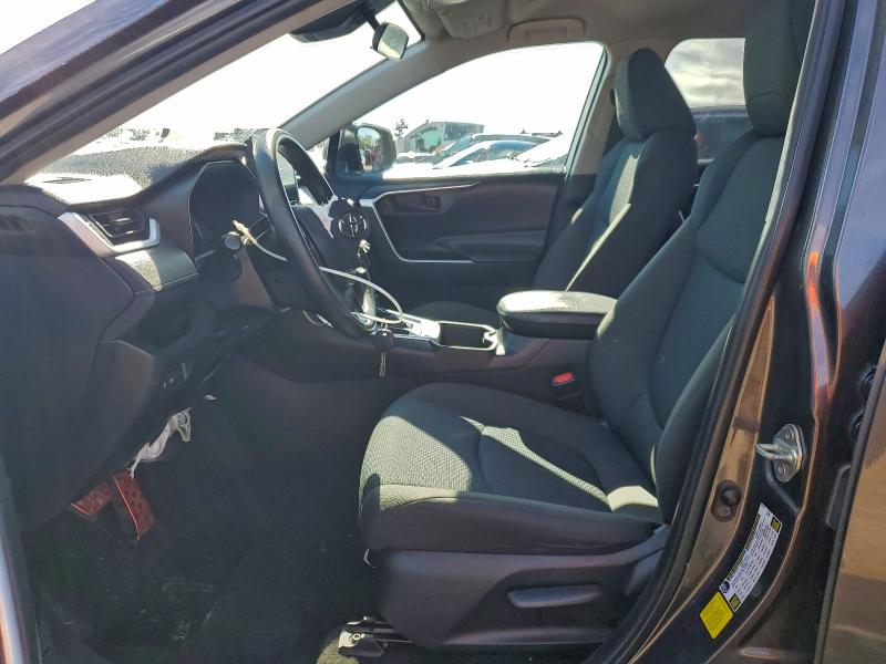 2T3H1RFV3PC235748 - 2023 TOYOTA RAV4 LE Сірий фото 7