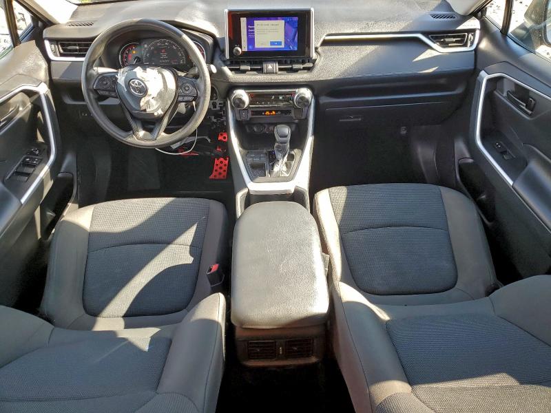 2T3H1RFV3PC235748 - 2023 TOYOTA RAV4 LE Сірий фото 8