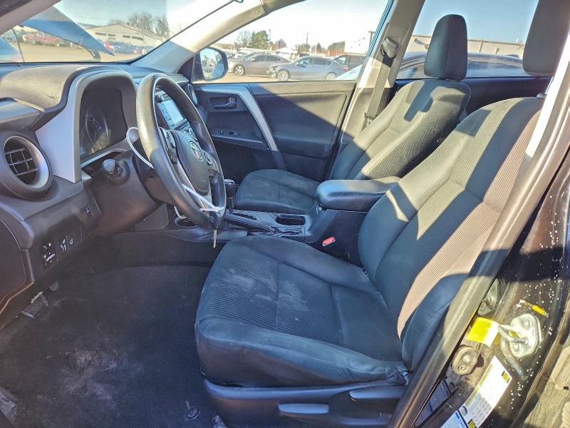 2T3BFREV7JW781161 - 2018 TOYOTA RAV4 LE Սև լուսանկար 7