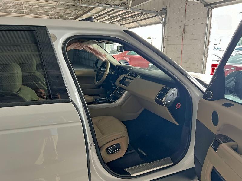 SALWR2VF9FA623122 - 2015 LAND ROVER RANGE ROVE HSE WHITE photo 5