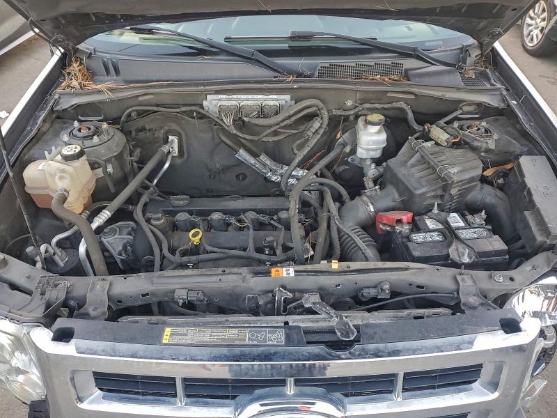 1FMCU0D74BKA68670 - 2011 FORD ESCAPE XLT ნაცრისფერი ფოტო 12