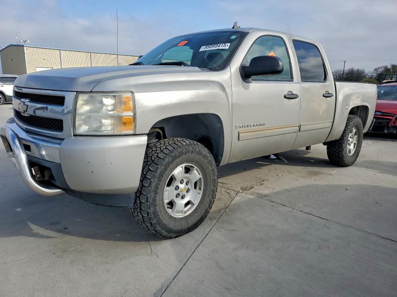 2009 CHEVROLET SILVERADO C1500 LT, 