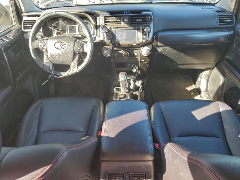 JTEBU5JR7F5226065 - 2015 TOYOTA 4RUNNER SR5/SR5 PREMIUM GRAY photo 8