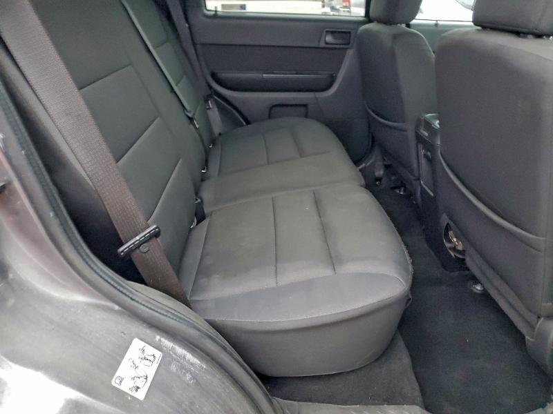 1FMCU9DG7AKC44775 - 2010 FORD ESCAPE XLT ნაცრისფერი ფოტო 10