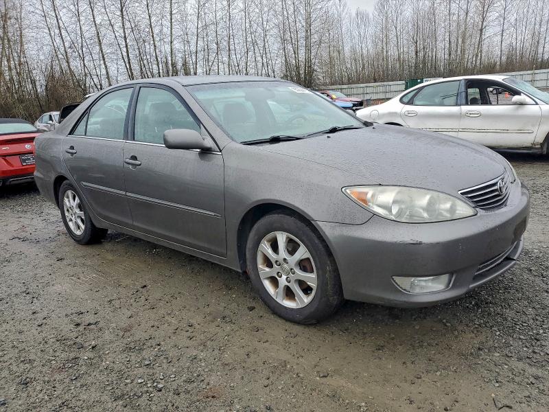4T1BE30K55U516816 - 2005 TOYOTA CAMRY LE 灰色 照片 4