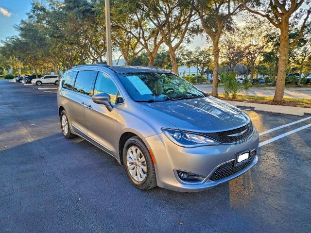 2017 CHRYSLER PACIFICA TOURING L, 