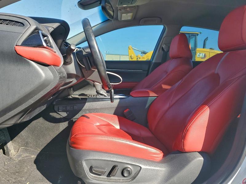 4T1B61HK6JU103027 - 2018 TOYOTA CAMRY XSE WHITE photo 7